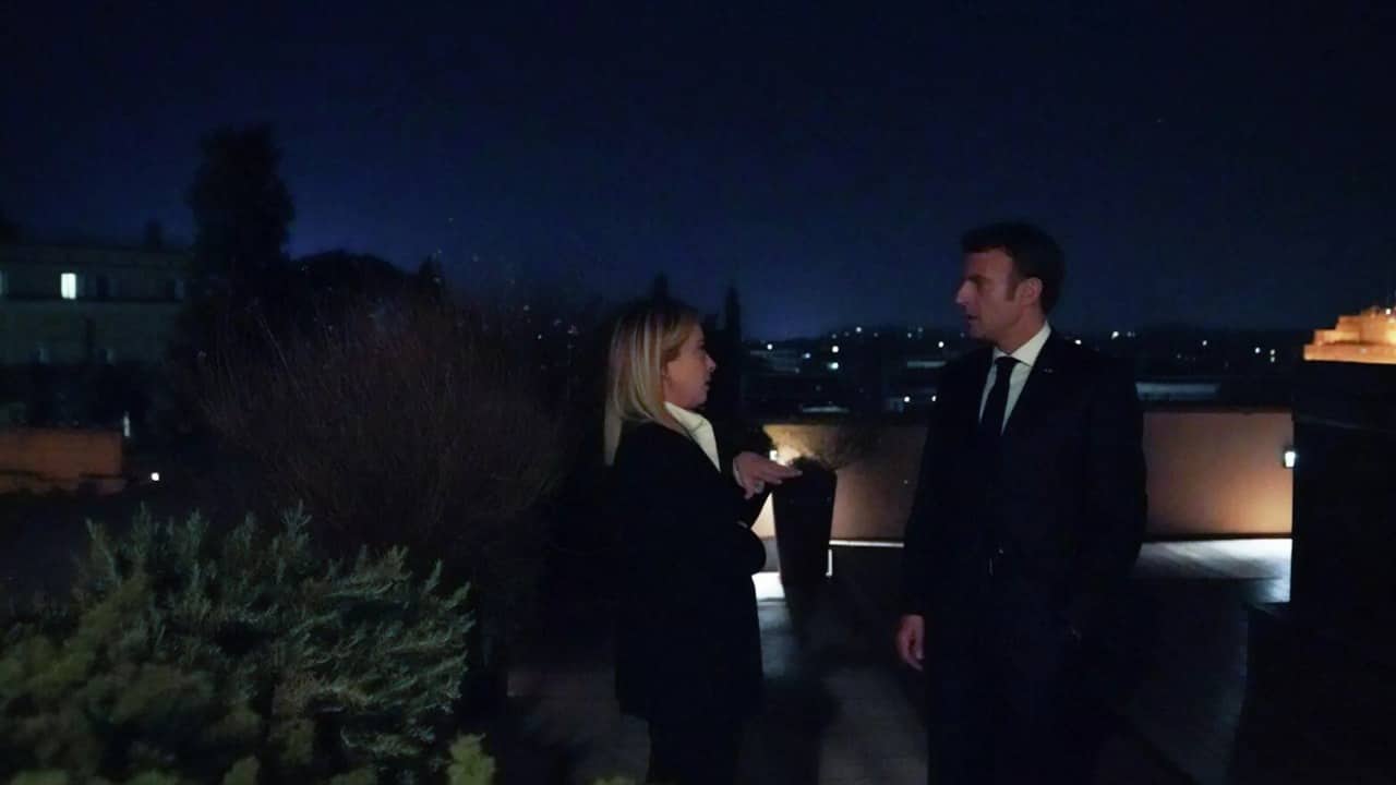 İtaliyanın yeni baş nazirinin görüşdüyü ilk lider Makron oldu