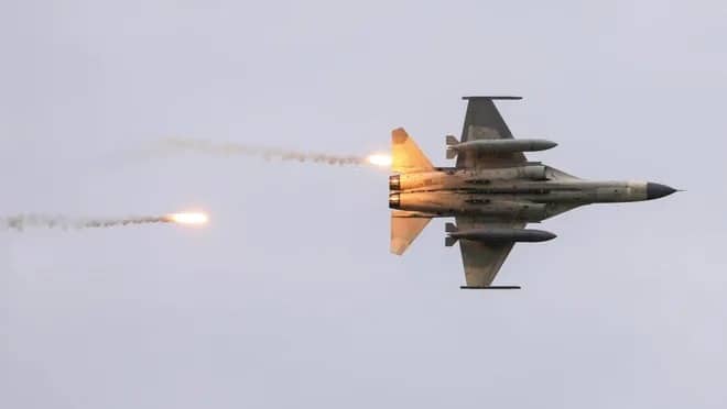 Myanma festivalı bombaladı: 80 NƏFƏR ÖLÜ VAR