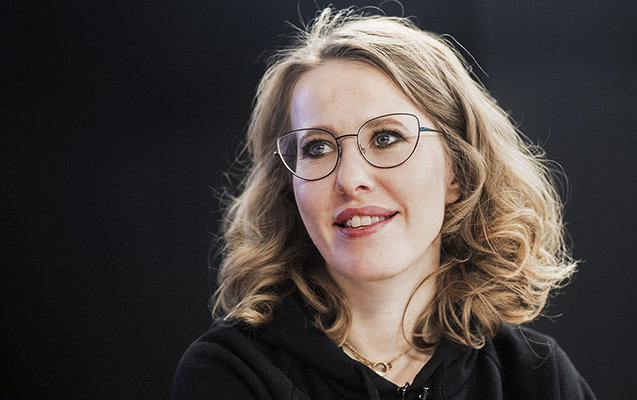 Kseniya Sobçakın bağ evində axtarış aparılır