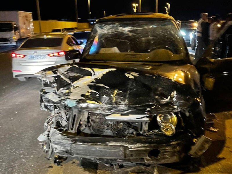 Dəhşətli qəza törədən “Range Rover” yüksək vəzifəli şəxsə məxsusdur? - FOTO