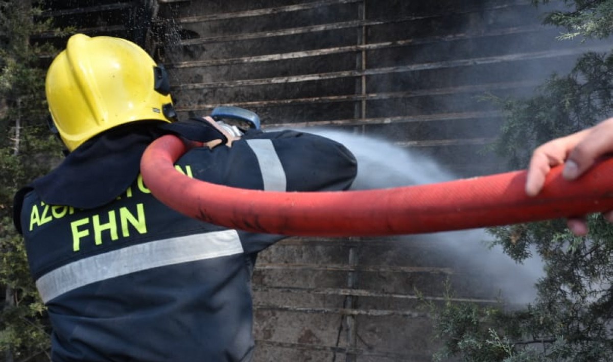 Ağcabədidə 3 otaqlı evdə yanğın olub