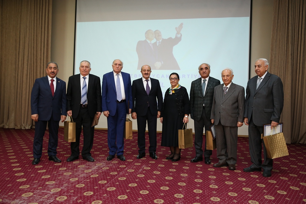 Nəsimi rayonunda Yeni Azərbaycan Partiyasının 30 illik yubileyi ilə bağlı tədbir keçirilib