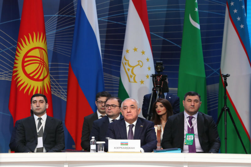 Əli Əsədov Astanada Paşinyanın müavininə “əxlaqlı olun!” dedi