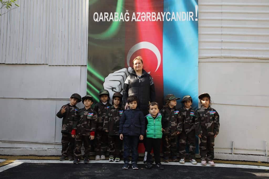 Nəsimi rayonunda daha bir “Abad həyət” sakinlərin istifadəsinə verilib