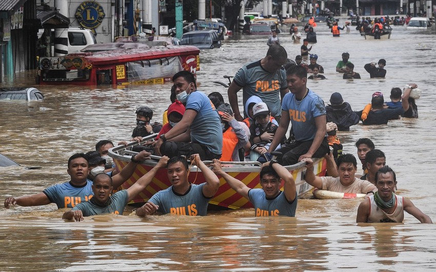 Filippində torpaq sürüşməsi və daşqınlar nəticəsində ölənlərin sayı 67-yə çatıb