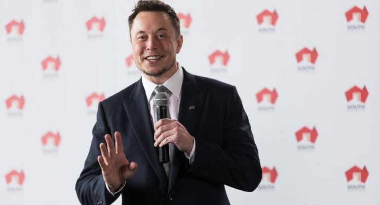 Mask Tvitterin əməkdaşlarını işdən qovur