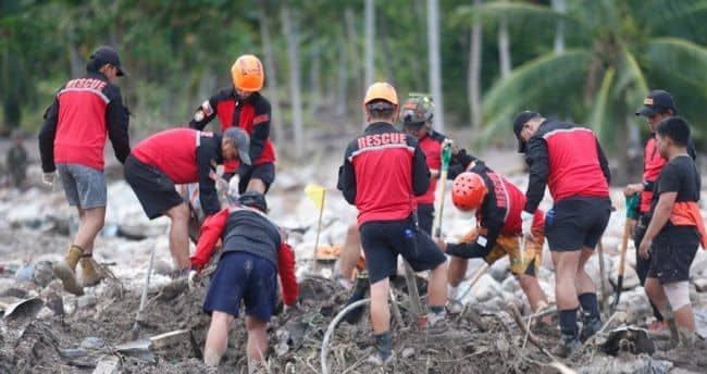 Filippində daşqın dağıntılara səbəb oldu