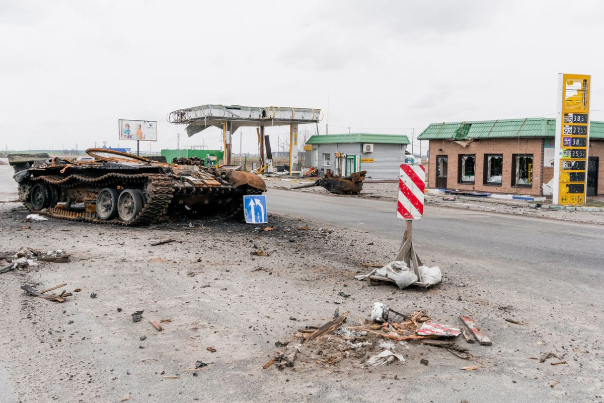 Ukrayna SQ Rusiyaya məxsus 3 silah anbarını məhv edib