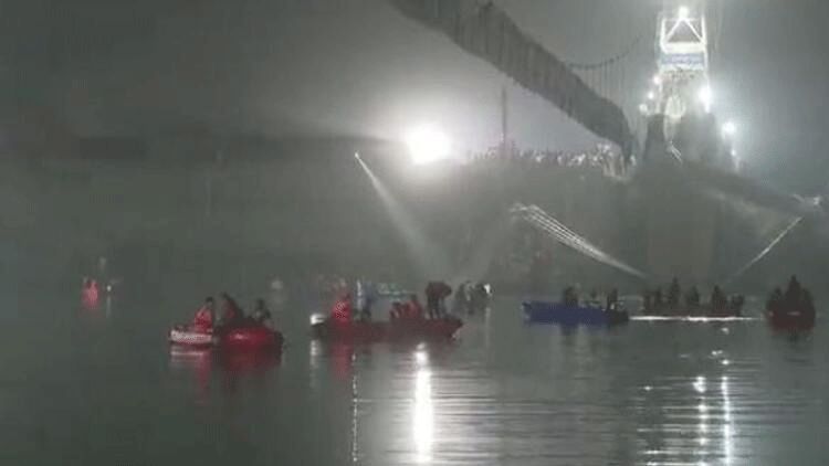 Hindistanda körpünün uçması nəticəsində ölənlərin sayı 141 nəfərə çatıb