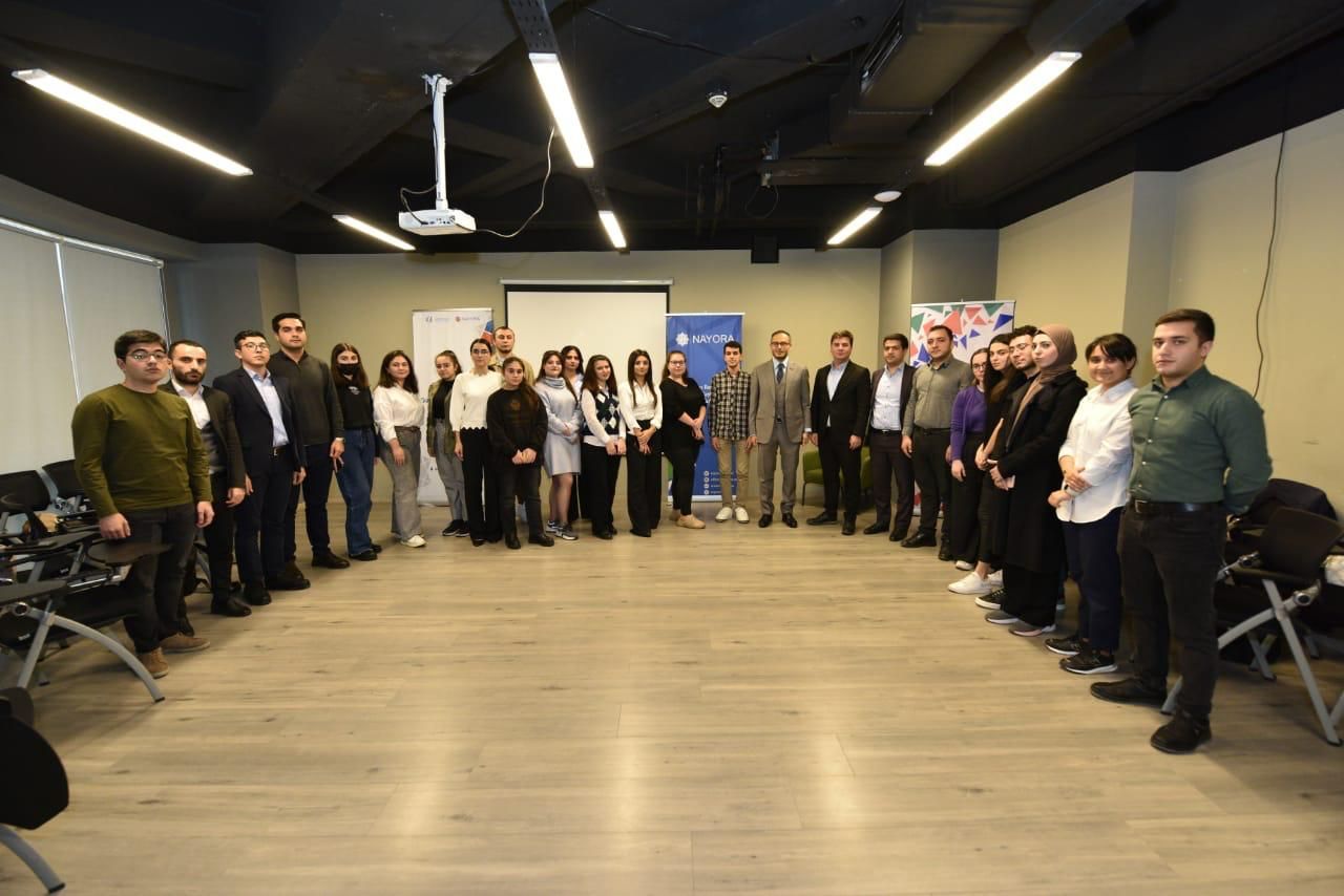 Ramil Həsən Zəfər Günü ilə əlaqədar NAYORA-da gənclərlə görüşüb