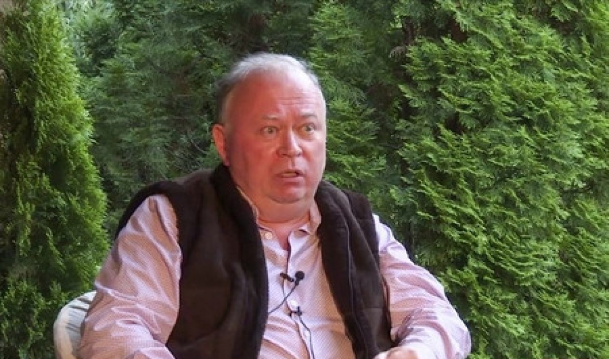 Andrey Karaulovun Rusiyadan çıxışı məhdudlaşdırılıb - YENİLƏNİB