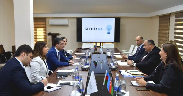 Medianın İnkişafı Agentliyi və Bakı Slavyan Universiteti arasında görüş keçirildi