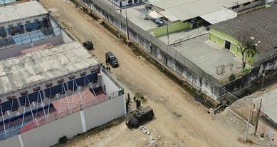 Ekvadorda həbsxanada baş verən iğtişaşda 6 polis yaralanıb