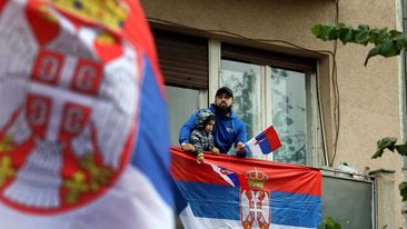 Kosovoda 300 serb polis istefa verərək etiraz edib