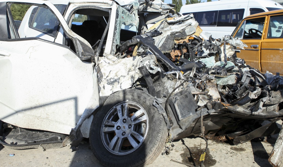 Siyəzəndə iki maşın toqquşub, ölən var