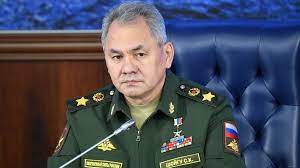 Шойгу и Суровикин объявили об отводе войск из Херсона и с правого берега Днепра