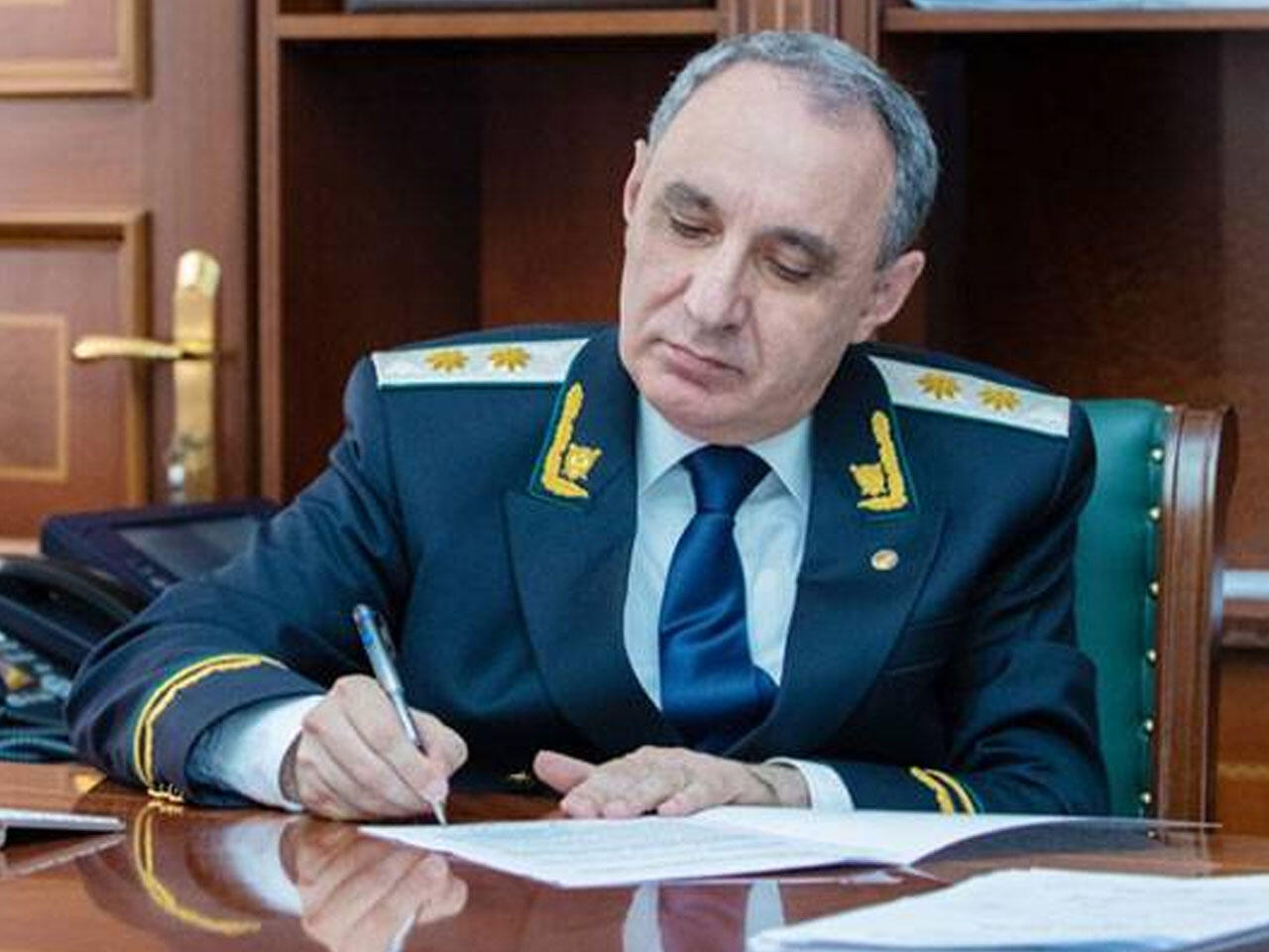 Kamran Əliyevdən yüksək vəzifələrə YENİ TƏYİNATLAR