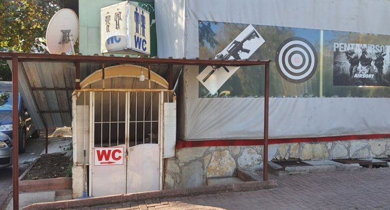 Rus turist 20 qəpiyə görə nəzarətçini öldürdü - FOTO