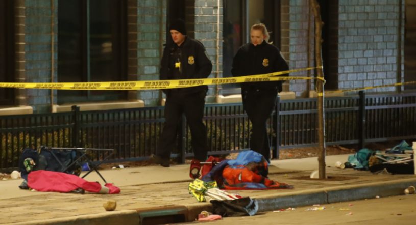 Los-Ancelesdə karnaval iştirakçılarının üzərinə avtomobil sürülüb, yaralananlar var