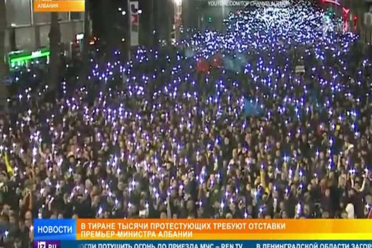 Etirazçılar qiymətlərin artması ilə əlaqədar Albaniya hökumətinin istefasını tələb edirlər