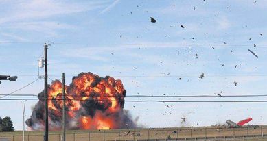 ABŞ-da nümayiş təyyarələrinin havada toqquşması nəticəsində 6 nəfər ölüb