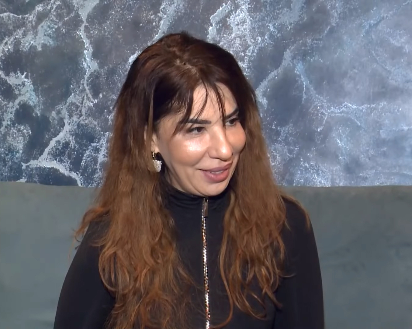 Yaşar Nurinin qızından ona xəyanət edən ərinə: 