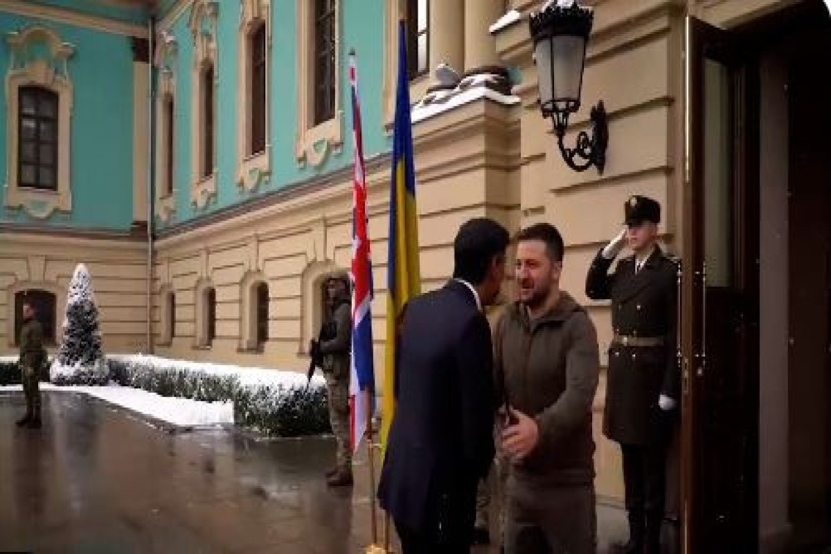 Britaniya Baş naziri Ukraynada səfərdədir