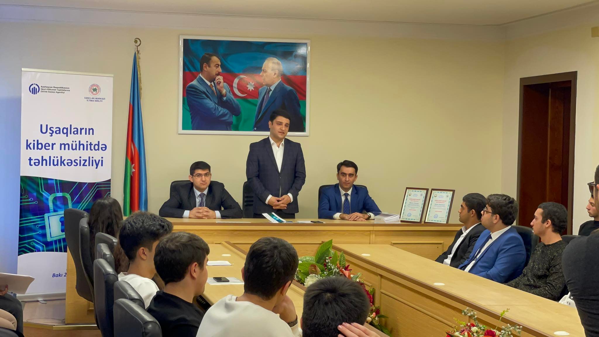 “Uşaqların kiber mühitdə təhlükəsizliyi” adlı layihəsi icra olunur