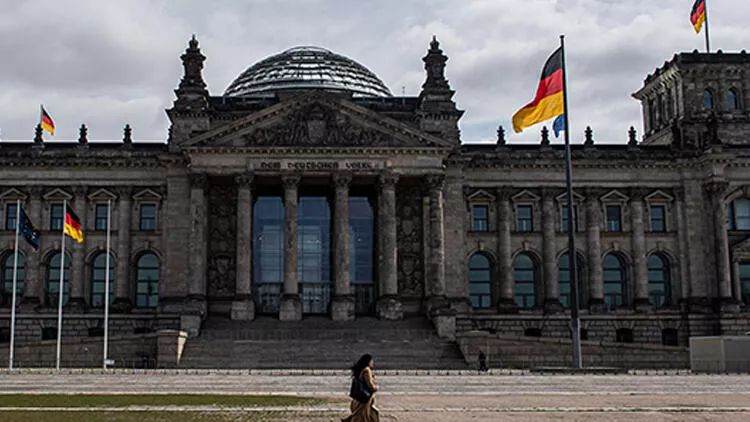 Almaniyada enerji yardımının tətbiqi tarixi irəli sürülür