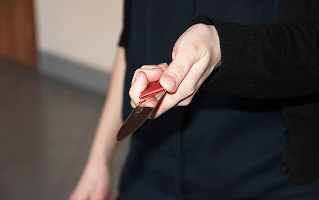 24 yaşlı gənc dayısı oğlunu niyə öldürüb? - “10 manatımı vermədi”