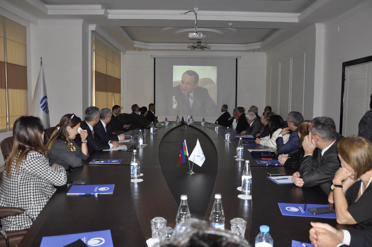 Agentlikdə Əvəz Həsənovun xatirəsi anılıb