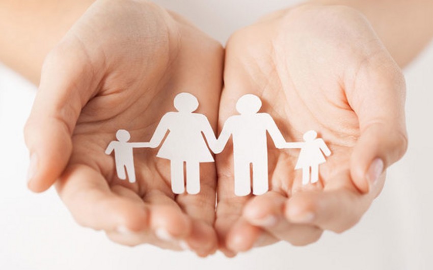 Beşdən çox uşağı təkbaşına böyüdən atalara müavinət verilə bilər