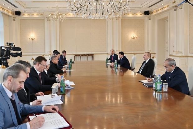 İlham Əliyev Tatarıstan Prezidentini qəbul edib - YENİLƏNİB