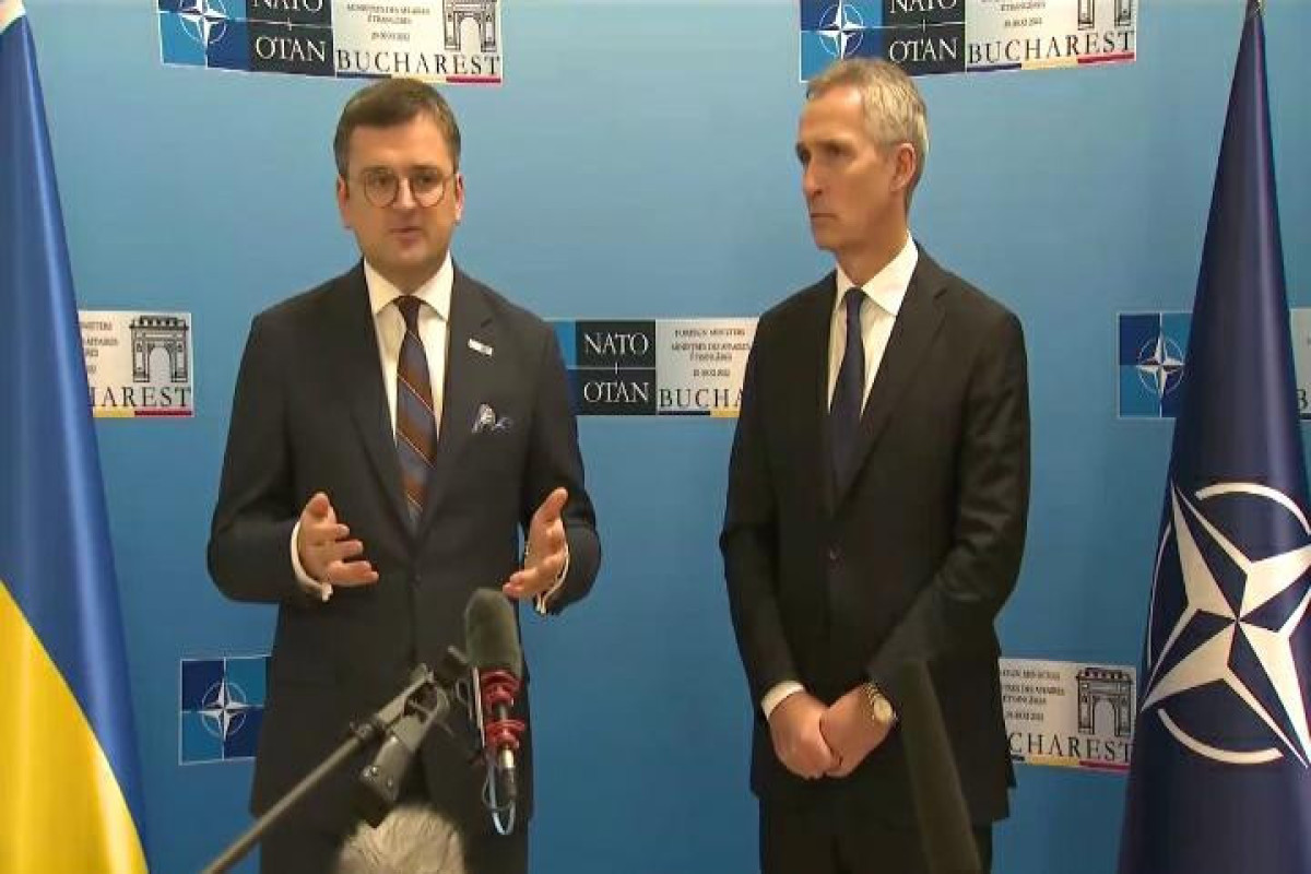 Kuleba NATO müttəfiqlərinə Ukraynaya daha çox hərbi yardımın sürətli çatdırılması üçün çağırış edib