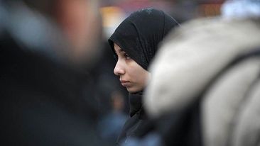 Fransada hicablı müştəridən imtina edən restoran sahibi cərimələnib