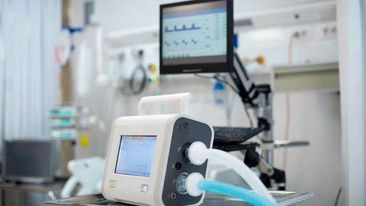 Dostunun süni nəfəs aparatını söndürən yaşlı qadın həbs edilib