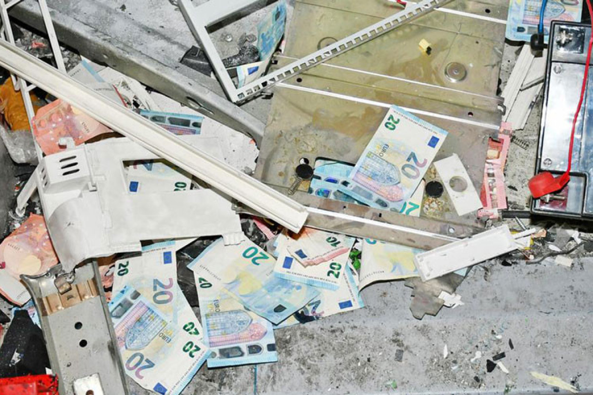 Almaniyada soyğunçuluq məqsədilə rekord sayda bankomat partladılıb