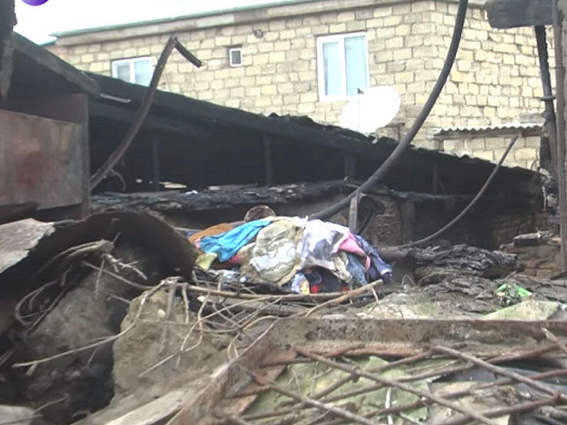 İki uşağın yanaraq öldüyü evdən görüntülər - VİDEO