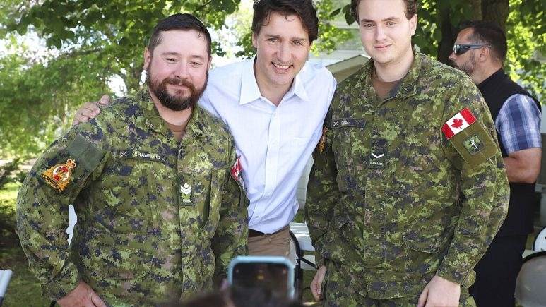 Kanada əsgər ehtiyaclarını ödəmək üçün immiqrantları orduya götürəcək