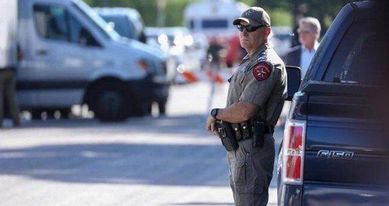 ABŞ-da ticarət mərkəzinə silahlı hücum edilib: 2 YARALI