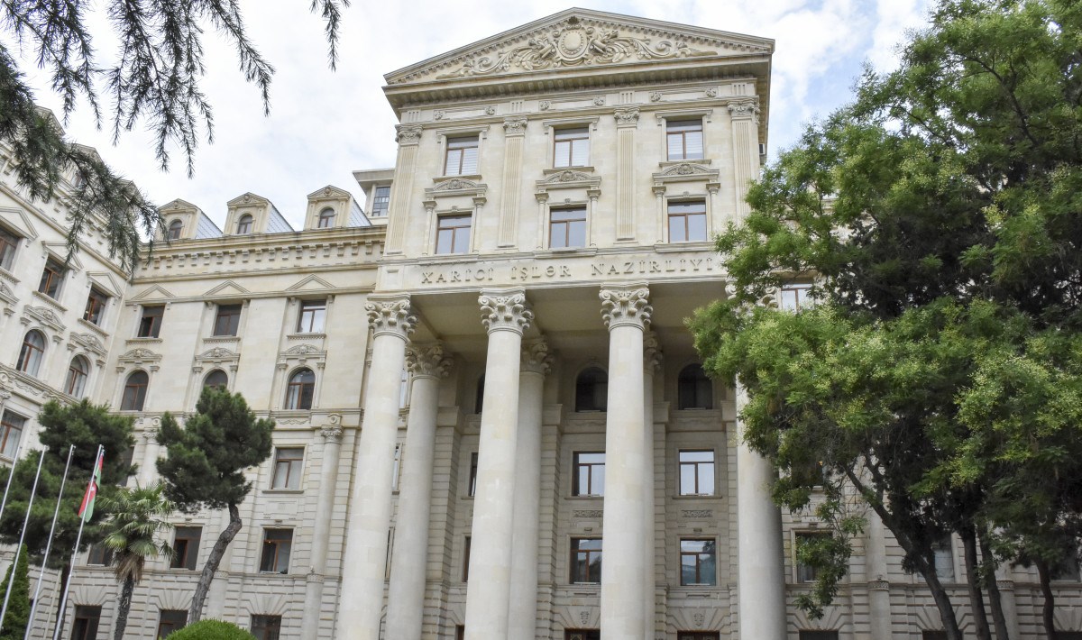 Ceyhun Bayramov ABŞ dövlət katibinin köməkçisini Laçin yolundakı son qanunsuz fəaliyyətlərlə bağlı məlumatlandırıb