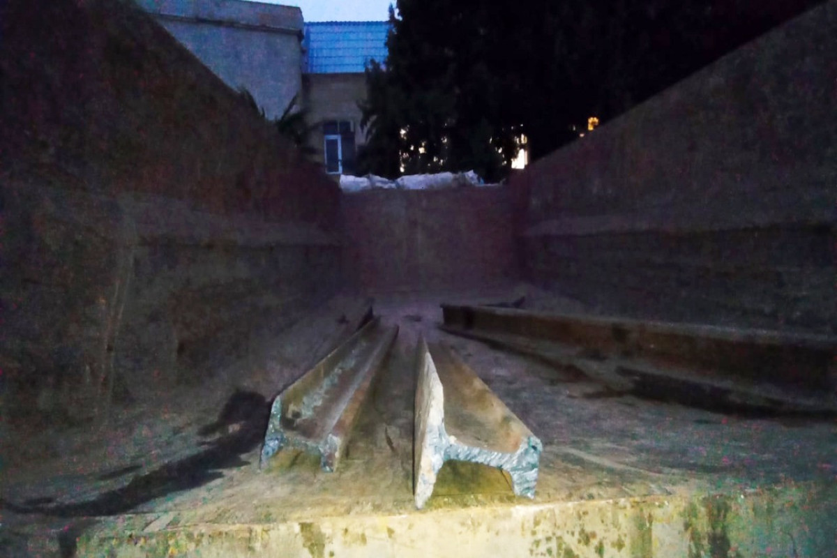 Şirvanda dəmir yol relslərini kəsən 3 nəfər tutulub - FOTO