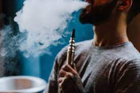 Misirdə məscid və məktəblərin yaxınlığında qəlyan çəkmək qadağan olunub