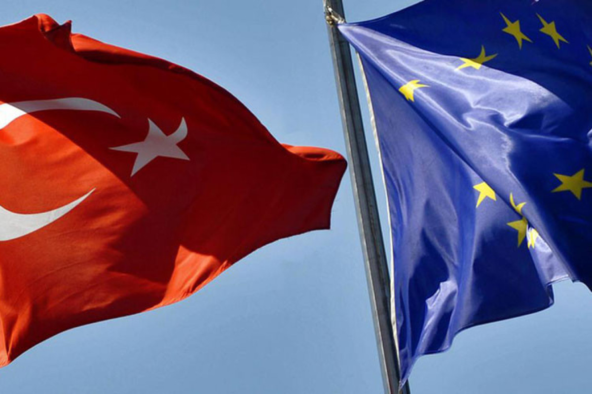 Aİ Türkiyəni Rusiya əleyhinə sanksiyalara qoşulmağa çağırıb