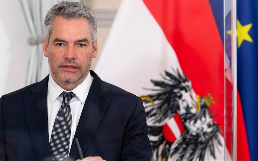 Avstriya kansleri Putinlə əlaqə saxlamağa hazır olduğunu açıqlayıb