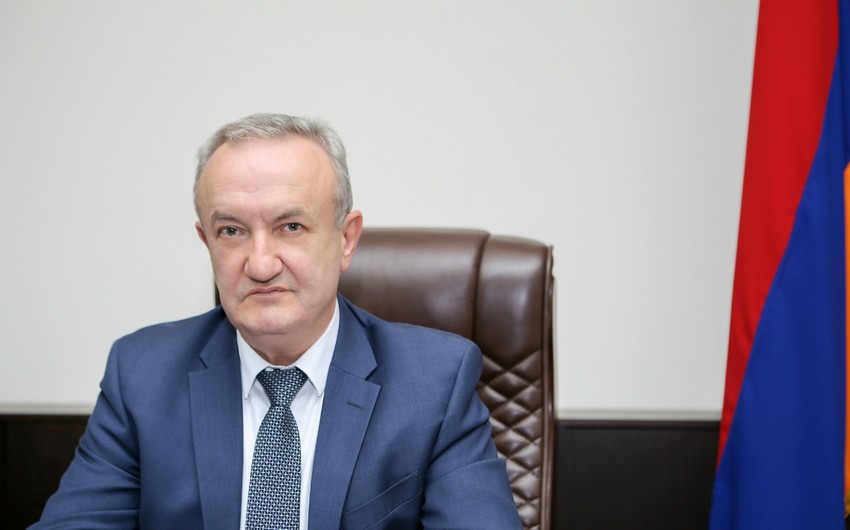 Ermənistanda nazir istefa verib