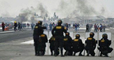 Castillo tərəfdarları Peruda hava limanını zəbt ediblər
