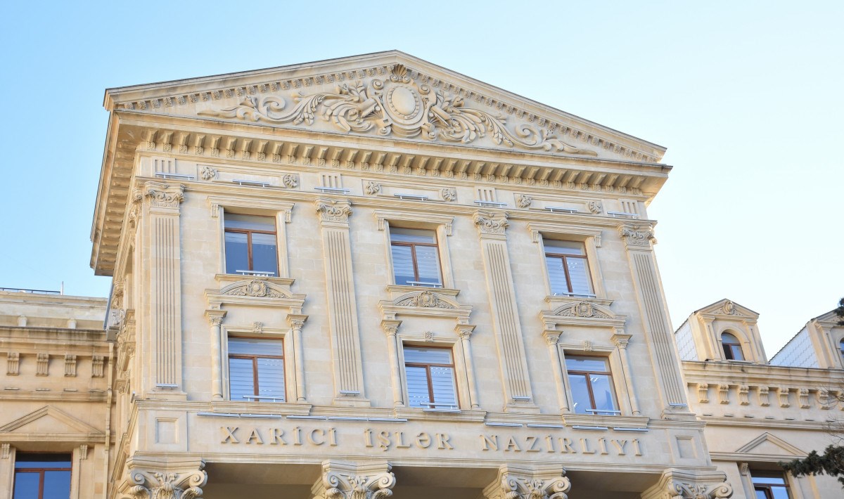 Rəsmi Bakı: “Azərbaycan ərazilərimizdə yaşayan erməni sakinlərin humanitar ehtiyaclarını qarşılamağa hazırdır”