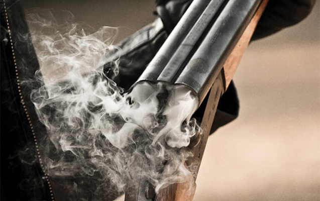 Azərbaycanda ata oğlunu güllələdi - Yenilənib