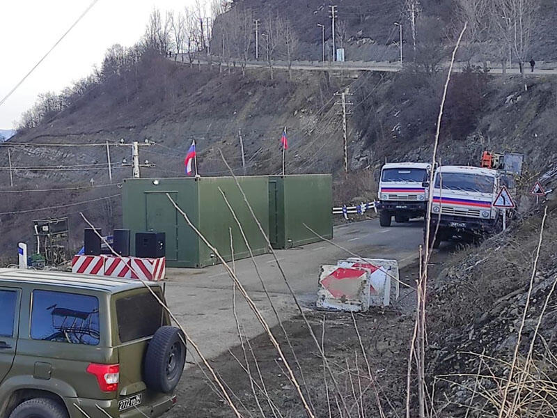 Sülhməramlılar əraziyə səsgücləndiricilər gətiriblər - FOTO